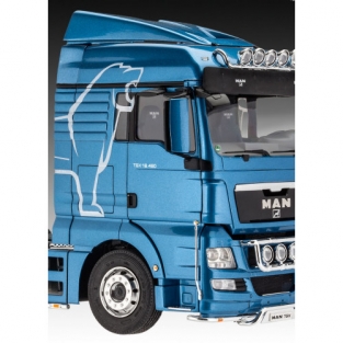 Revell 07426 MAN TGX XLX 