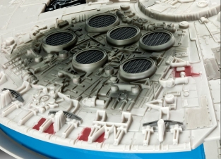 Revell 06694 MILLENNIUM FALCON Star Wars