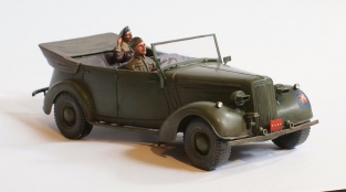 Airfix A05360  MONTY'S HUMBER