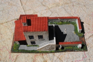 HMiH 19 Mediterranean Wartime Building Europe Scenery with Removeble Roof