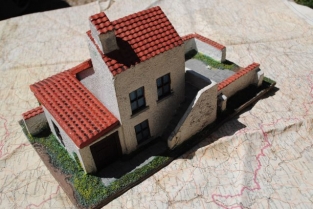 HMiH 19 Mediterranean Wartime Building Europe Scenery with Removeble Roof