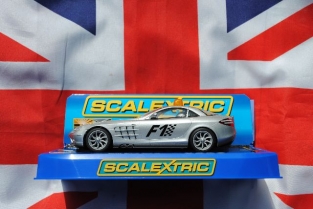 Scalextric C2756 – Mercedes Benz SLR McLaren F1 Safety Car – Slot 1/32 – Occasion état Neuf