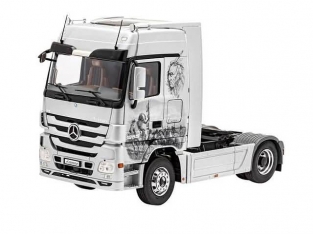 Revell 07425  Mercedes-Benz Actros MP3 truck