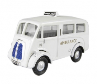 Classix EM76606 Morris J Estate - Ambulance
