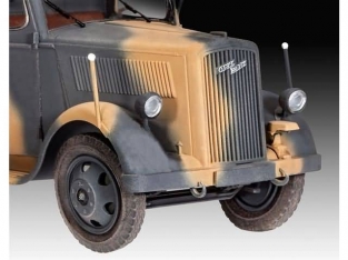 Revell 03250 OPEL BLITZ Type 2,5-32 German Truck