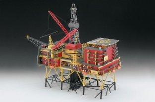 Revell 08803  Off-Shore Oilrig 