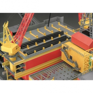 Revell 08803  Off-Shore Oilrig 