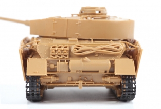 Zvezda 5017 PANZER IV Ausf.H German Medium Tank