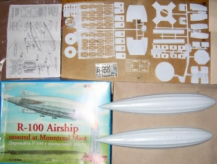 Maquette MQ-5000 R-100 Airship moored at Mountreal Mast scale 1/500