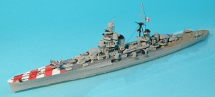 DM001 R.N. Zara / Fiume Italian Navy Cruiser