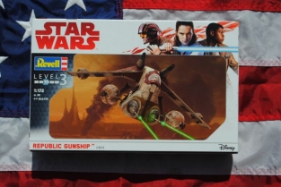 Revell 03613 REPUBLIC GUNSHIP