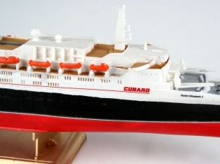 Revell 05806 RMS Queen Elizabeth 2