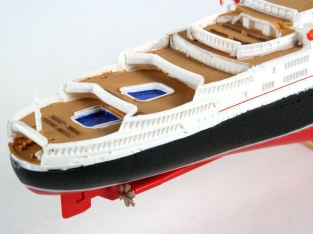 Revell 05806 RMS Queen Elizabeth 2