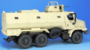 Master Fighter MF48590S Renault HIGUARD MRAP