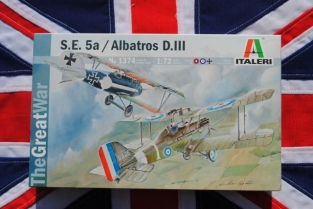 Italeri 1374 S.E. 5a / Albatros D.III 
