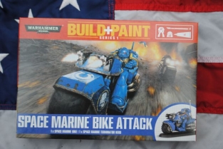 Revell 00082 SPACE MARINE BIKE ATTACK