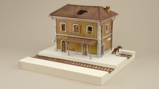 Italeri 6162  STATION