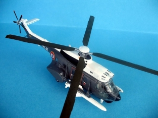 Heller 80368  SUPER PUMA EXOCET