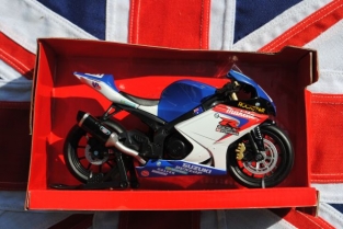 New-Ray 57013 SUZUKI GSX-R1000