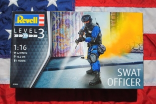 Revell 02805 SWAT OFFICER