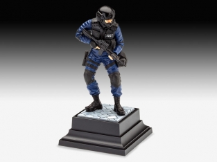 Revell 02805 SWAT OFFICER