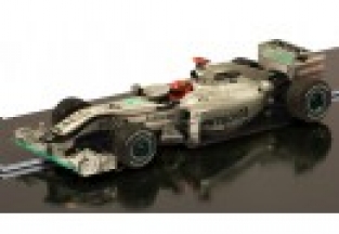 ScaleXtric C3146  MERCEDES GT PETRONAS - SCHUMACHER