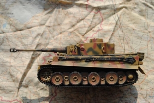 Hobby Master HT0103 Sd.Kfz.181 TIGER I Early Production