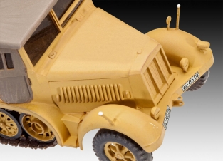 Revell 03263 Sd.Kfz.7 