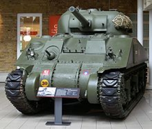 Airfix A01303  M4 Sherman Mk.I