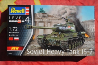 Revell 03269 Soviet Heavy Tank IS-2