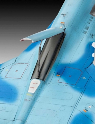 Revell 64937 Sukhoi Su-27 SM Flanker