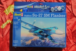 Revell 64937 Sukhoi Su-27 SM Flanker