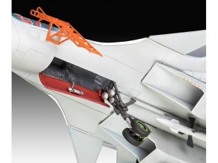 Revell 03911 Sukhoi Su-33 FLANKER D