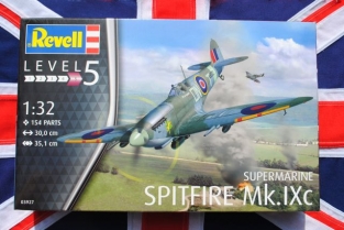 Revell 03927 Supermarine SPITFIRE Mk.IXc RAF Fighter