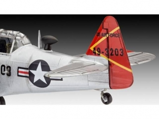 Revell 03924 T-6 G TEXAN