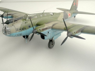 Zvezda 7291 TB-7 Soviet Heavy Bomber