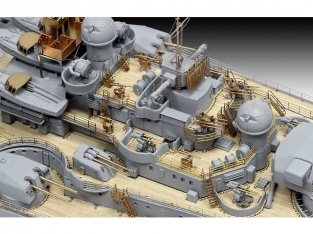 Revell 05160 TIRPITZ German Battleship