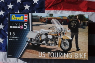Revell 07937 Harley-Davidson US TOURING BIKE