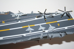 Revell 85-0318 USS ORISKANY 