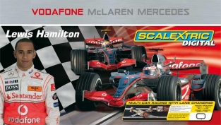 ScaleXtric C1214   Vodafone McLaren Mercedes