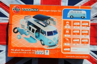 Airfix J6024 QUICK BUILD Volkswagen Camper Van 1963