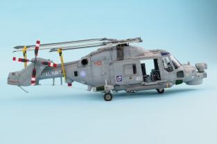 Airfix A50112  WESTLAND LYNX HMA 8