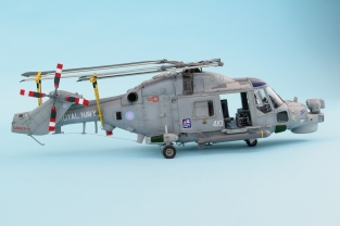 Airfix A50112  WESTLAND LYNX HMA 8