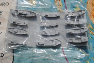 LC072 WORKING BOATS JUNKS / DWOWS