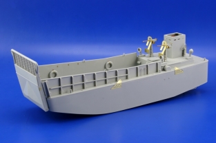 Hobby Boss 84817  WW2 LCM 3 USN Vehicle Landing Craft 1:48