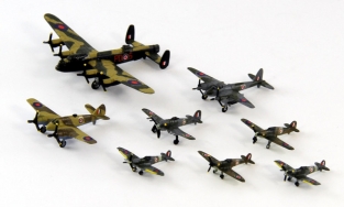 S32 WWII Royal Air Force Wings Set 1