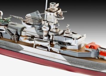 Revell 05117 ADMIRAL HIPPER German Heavy Cruiser WWII