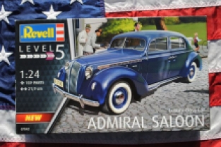 Revell 07042 ADMIRAL SALOON Luxury Class Car