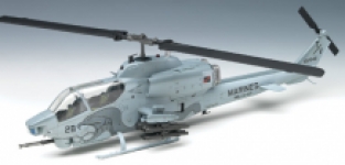 Academy 12116 AH-1W SUPER COBRA 