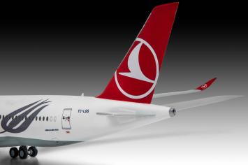 Revell 03773 Airbus A350-900 Turkish Airlines